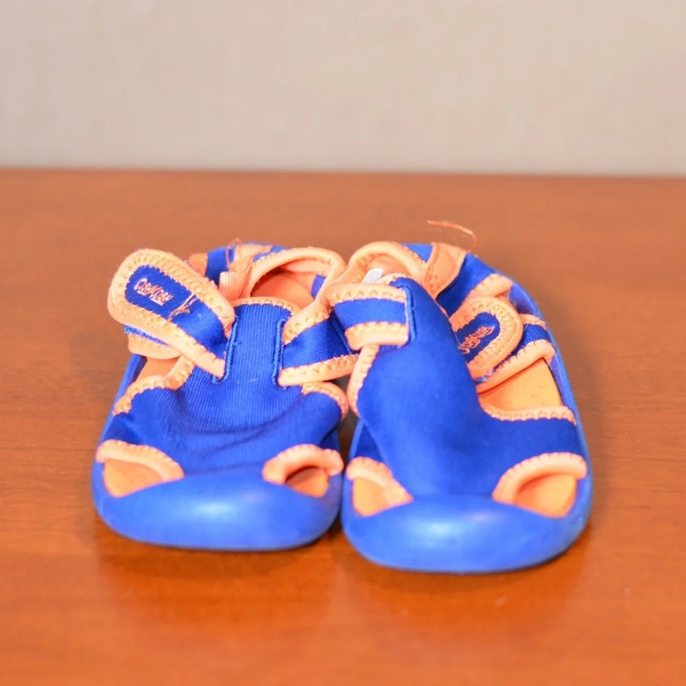 OshKosh B’gosh Kids Sandals Water Shoes Size 9 (Toddler) Blue Orange Velcro